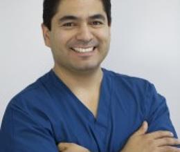 Dr. Alejandro López, Bariatric Surgeon and Advanced Laparoscopy