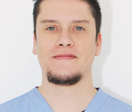 D.D.S. Christian Baldomero Estrada Saldivar, Oral Surgery