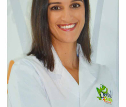 Dra. Ana Victoria Neily,