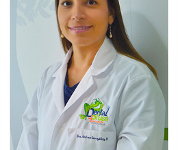 Dra. Andrea González Delgado,