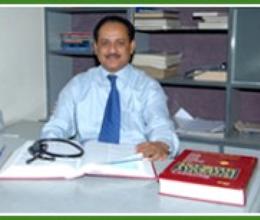 Dr. Akhilesh Srivastav, Consultant Physician and Cardiologist