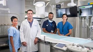 Dr .Nicos Mantas chirurgie esthétique en chypre